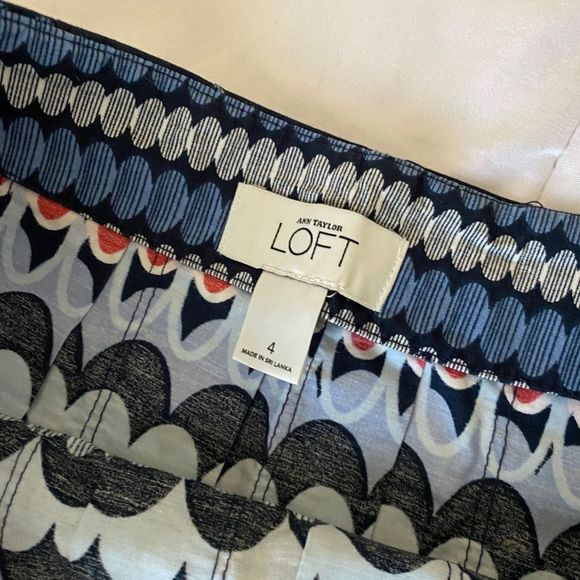 LOFT Pleaded Multicolor knee length Skirt Size 4 - Picture 6 of 10